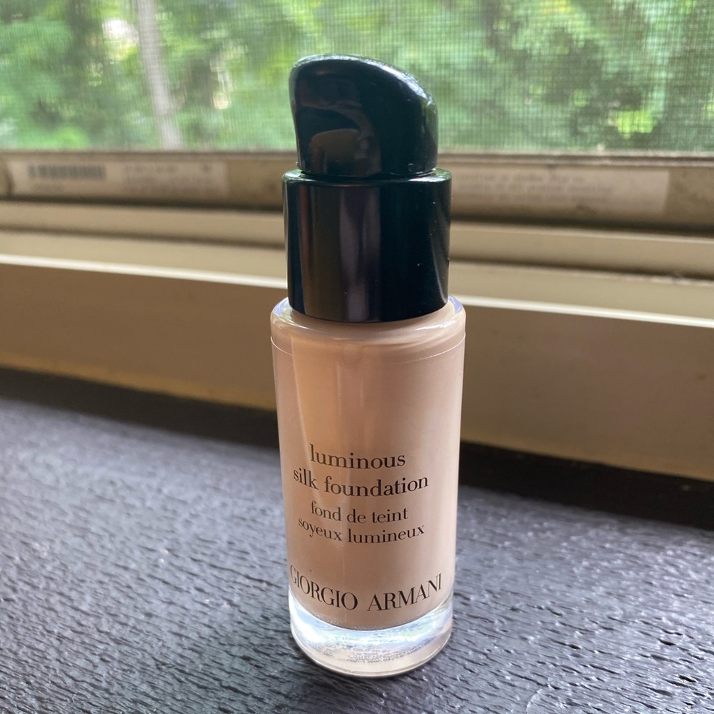 Armani Luminous Silk - .60 fl. Oz